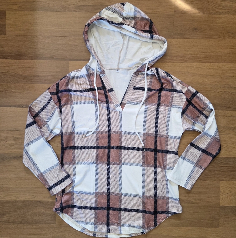 New! Womens Plaid Hooded Long Sleeve Top